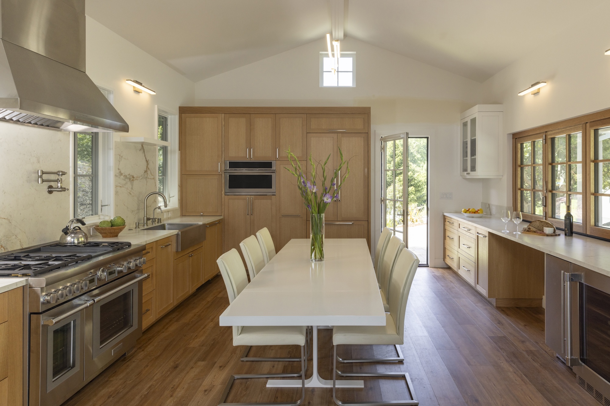 Lafayette, CA Pool House and ADU designed and built by Canyon Design Build. Featuring strong indoor/outdoor connection with master suite, fully equipped kitchen, outdoor shower, and renovated pool area.