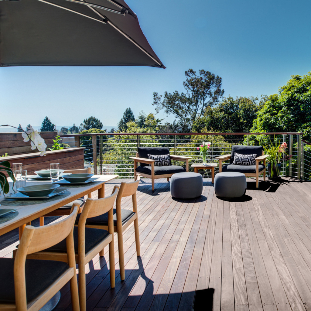 Outdoor dining area on a deck in the East Bay