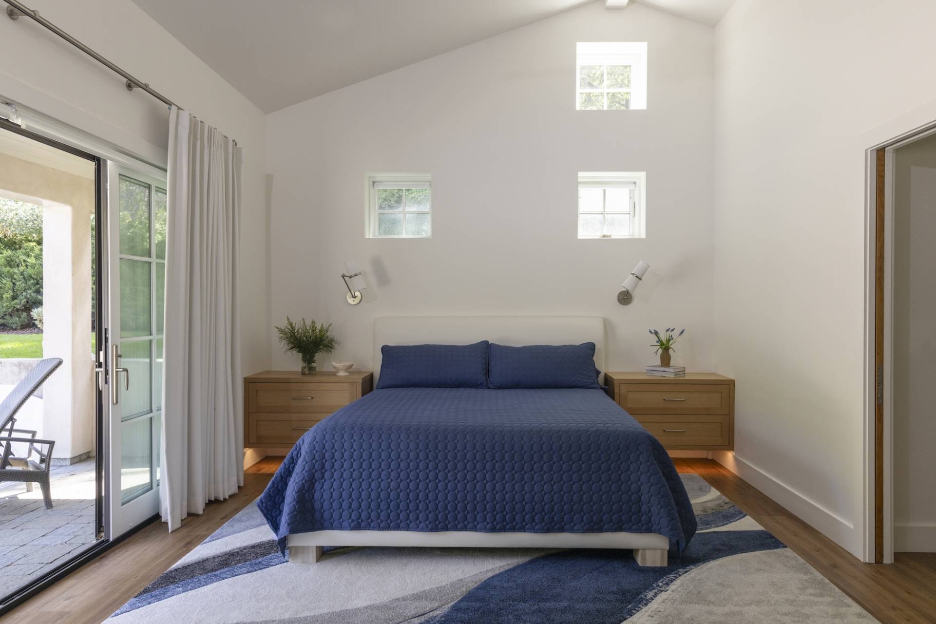 Lafayette, CA Pool House and ADU designed and built by Canyon Design Build. Featuring strong indoor/outdoor connection with master suite, fully equipped kitchen, outdoor shower, and renovated pool area. 